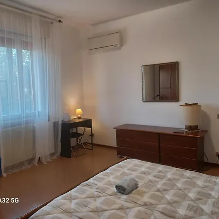 Room Bed & Boat * Berra