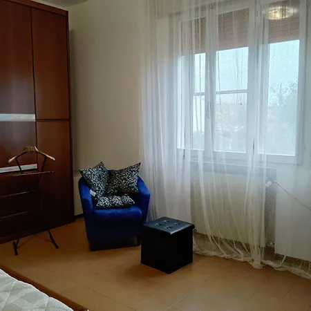 Room Bed & Boat * Berra