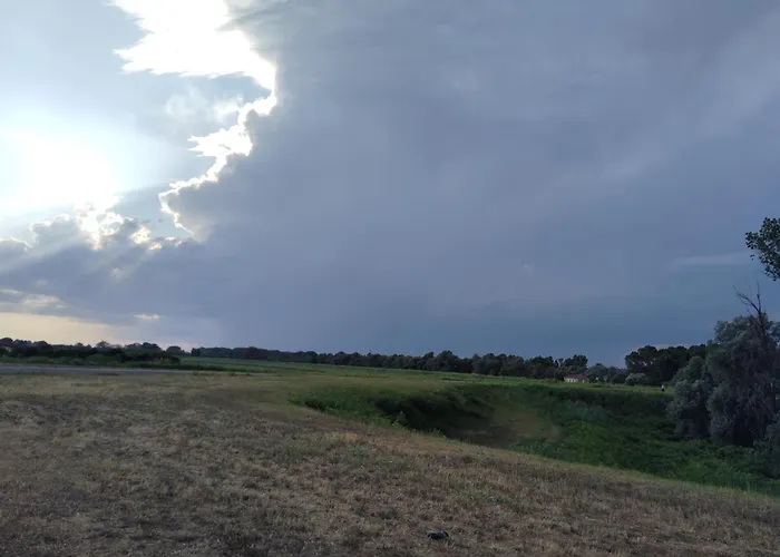 Couette-café Room Bed & Boat Berra