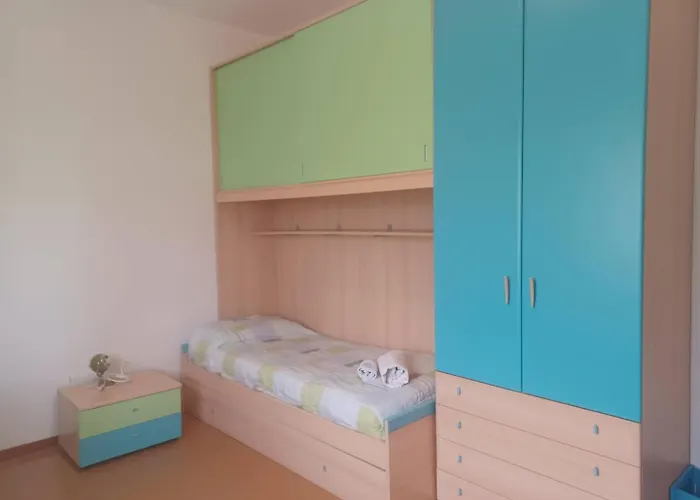 Room Bed & Boat * Berra