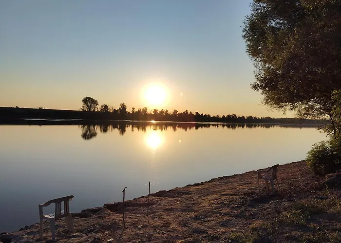 Couette-café Room Bed & Boat Berra